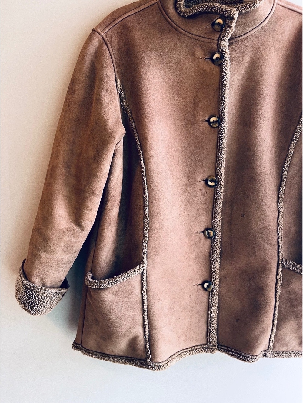 L.L.Bean Women's Large Brown Faux Shearling Coat with Button Closure - Picture 3 of 9